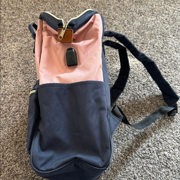 Himawari Waterproof Backpack. Used Condition- See Photos - Picture 6 of 11